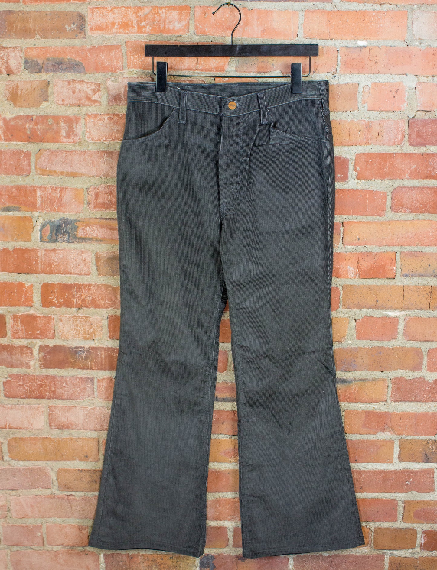 Vintage Strawberry Plant Corduroy Bell Bottom Pants 70s Brown 22x30 – Black  Shag Vintage