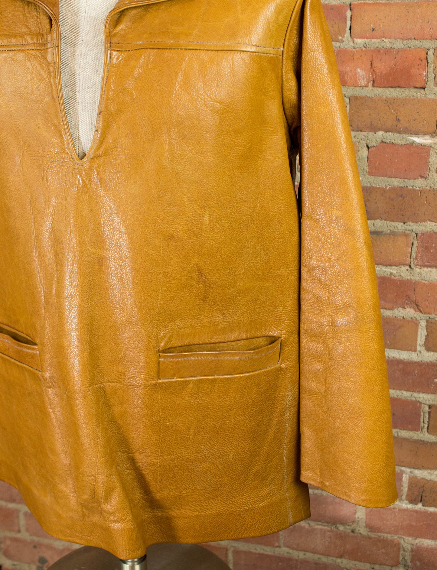 Vintage 70s Men's Tan Leather Pullover Size Medium-Large