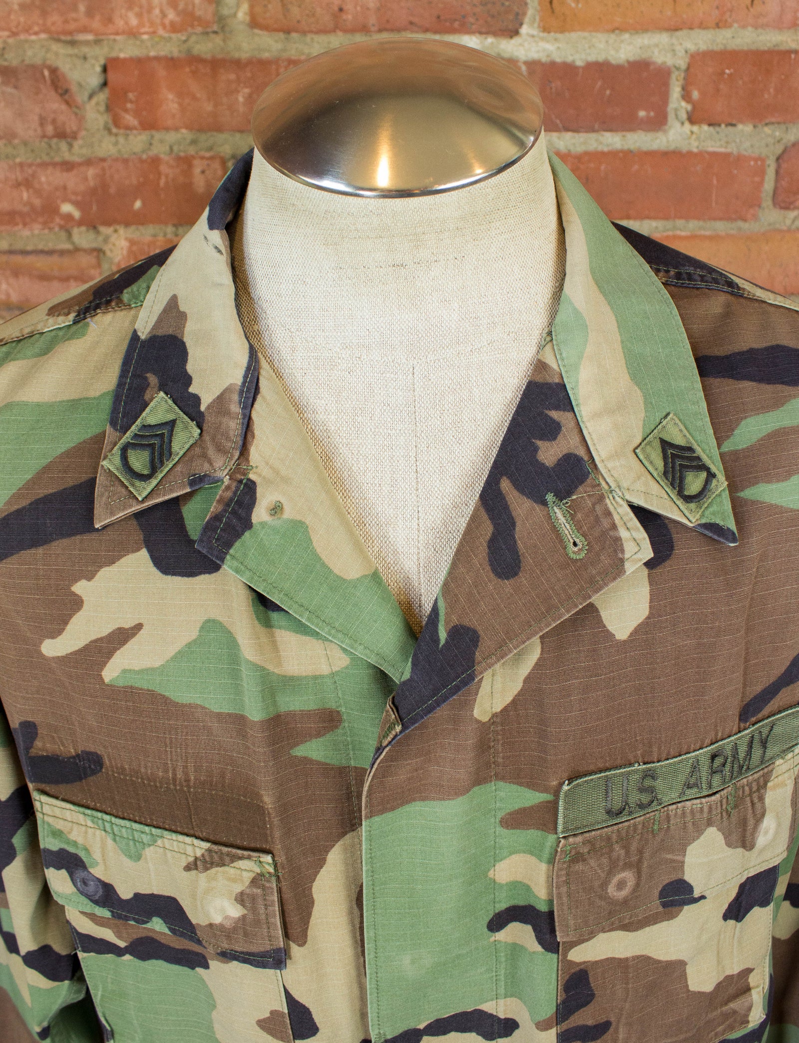 Vintage 80s US Army Hot Weather Woodland Camouflage Utility Jacket With Patches Unisex Large