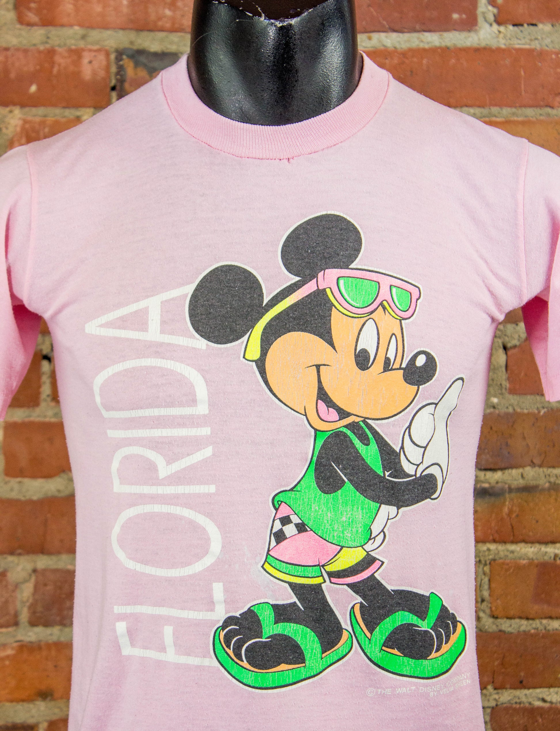 Vintage 90s Mickey Mouse Florida Pink Graphic T Shirt Unisex Small