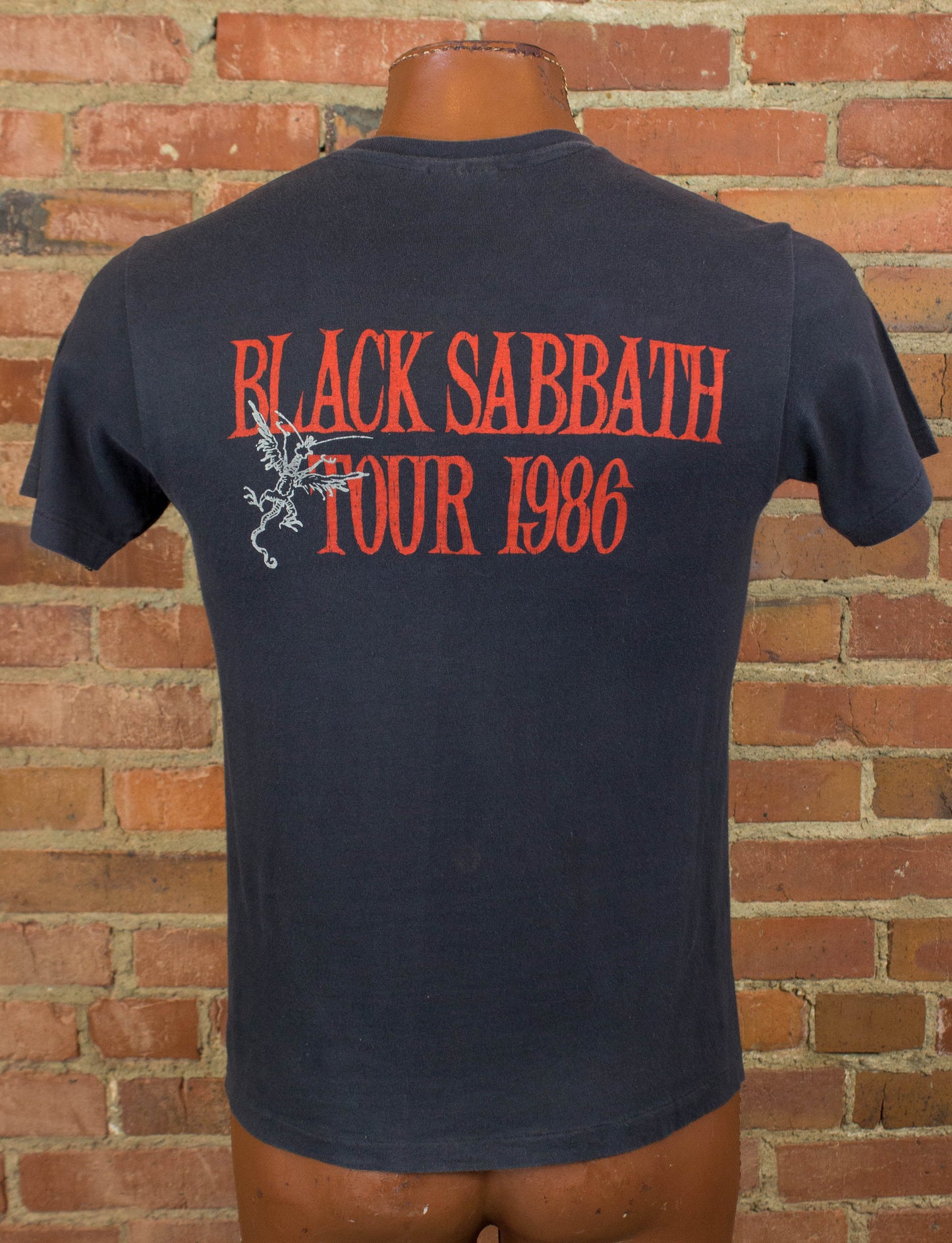 Vintage Black Sabbath Concert T Shirt 1986 Dragon Black and Red Small