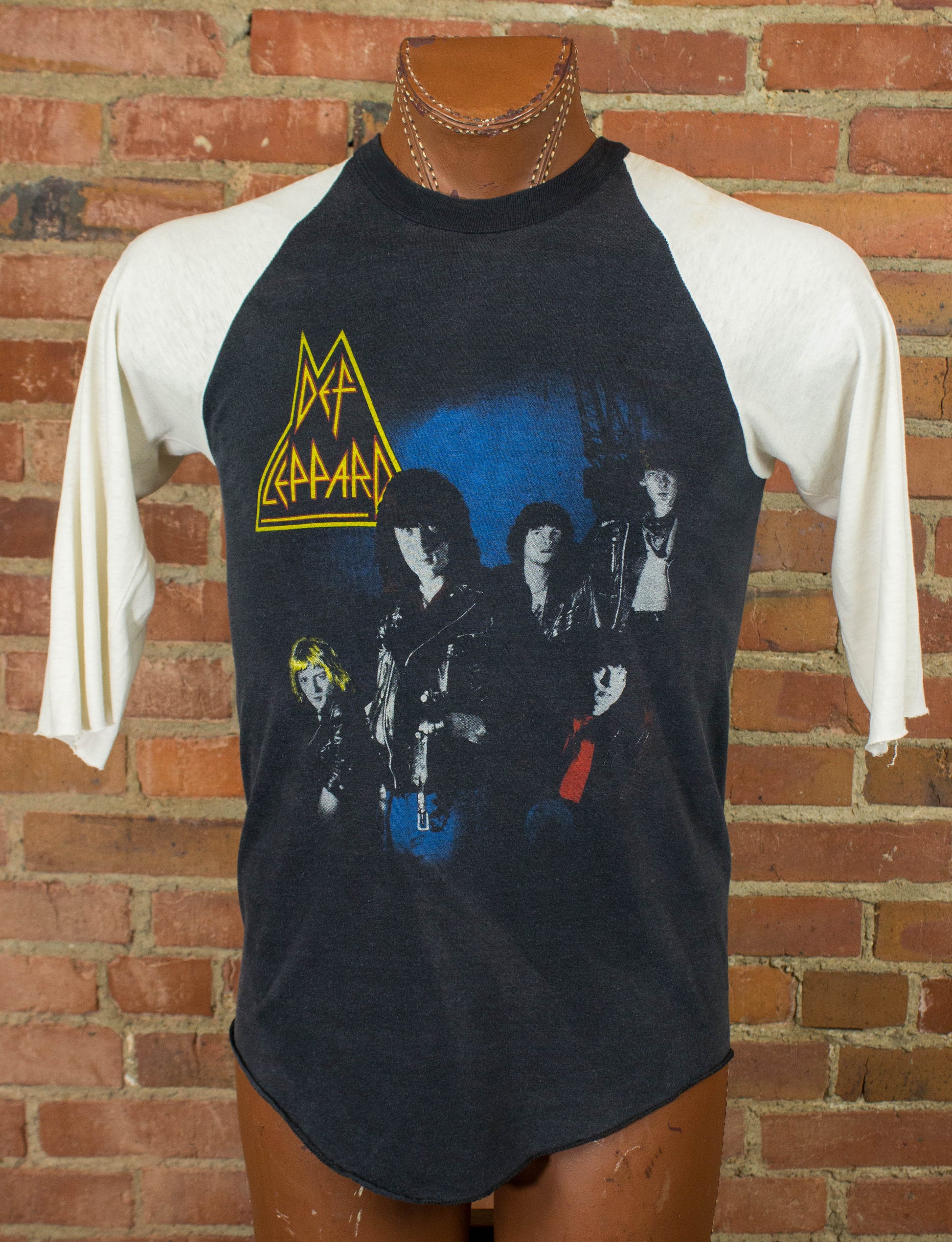 Vintage Def Leppard Concert T Shirt 1983 Pyromania Tour Rock Brigade Raglan Jersey Medium