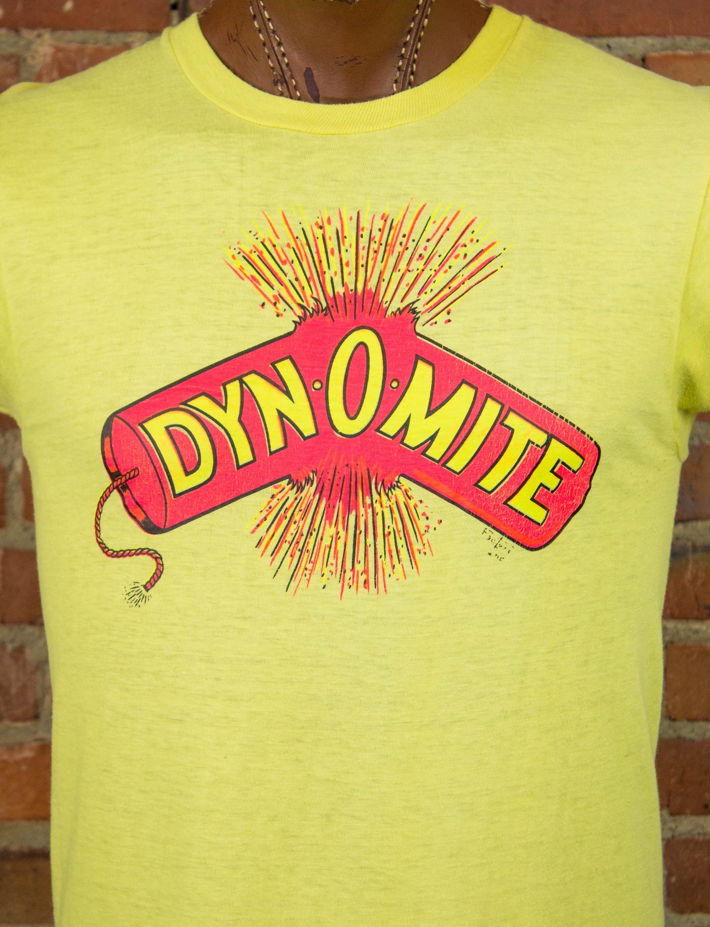 Vintage Dynomite Iron On Graphic T Shirt 70s Jimmie Walker Good Times Yellow Medium
