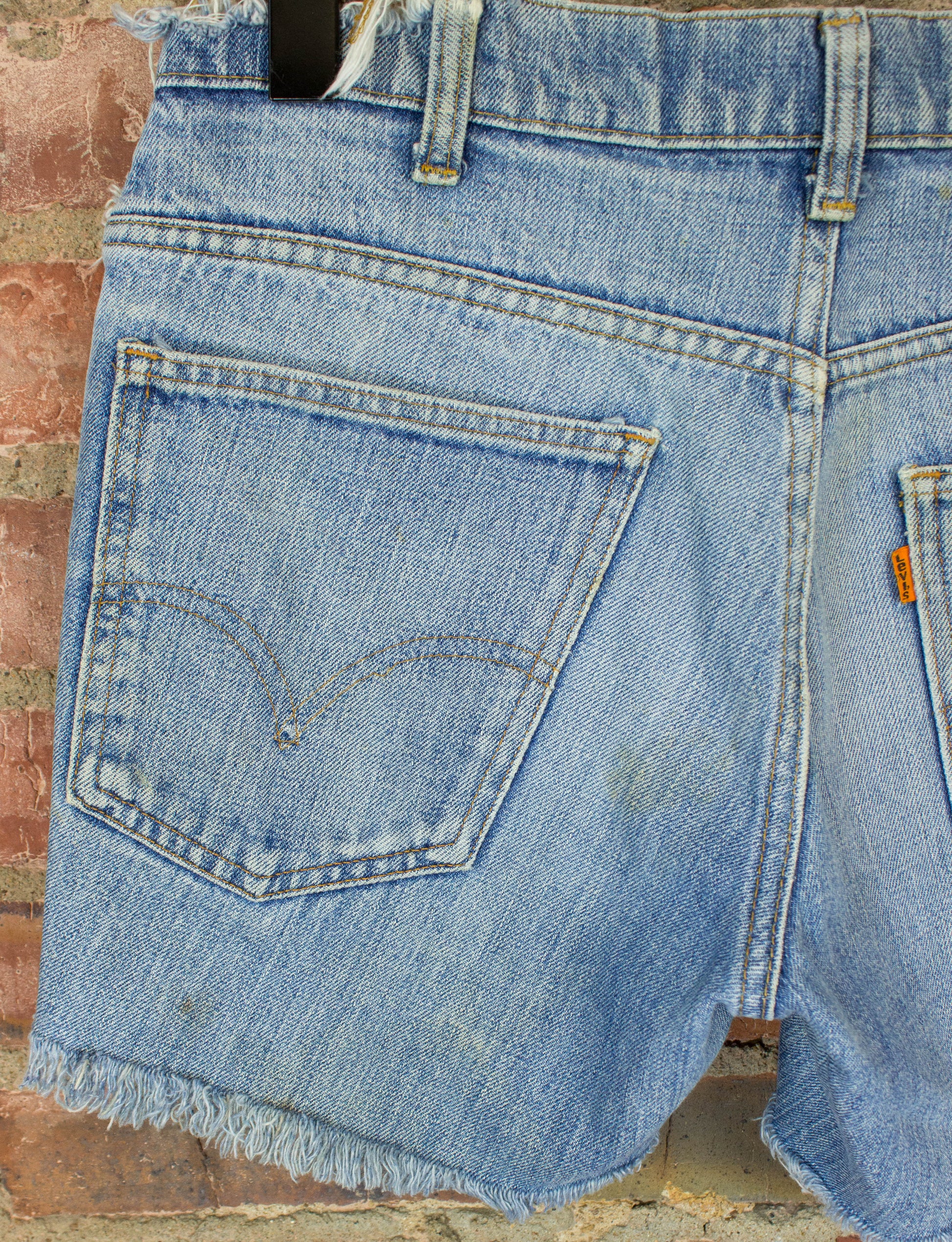 Vintage Levi's Cut Off Denim Shorts 70s Orange Tab Thrashed Light Wash 30 Waist