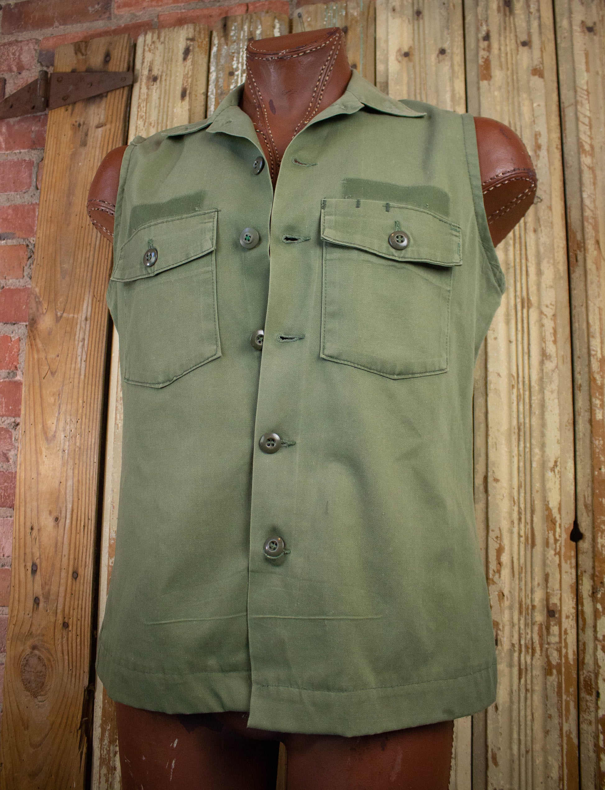 Vintage Make Love Not War Army Vest Green Large