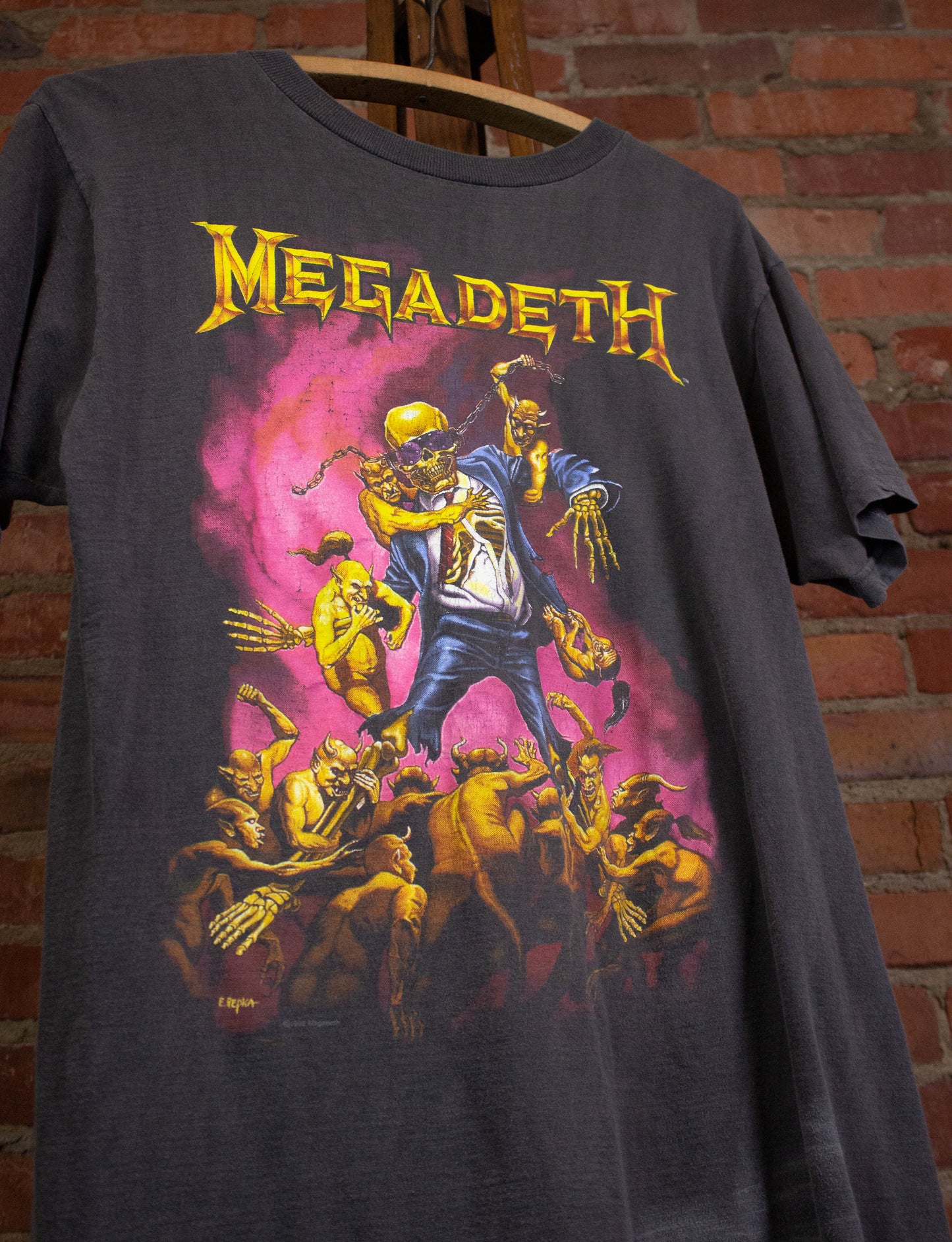 Vintage Megadeth 1992 Vic vs Demons Concert T Shirt Faded Black Medium