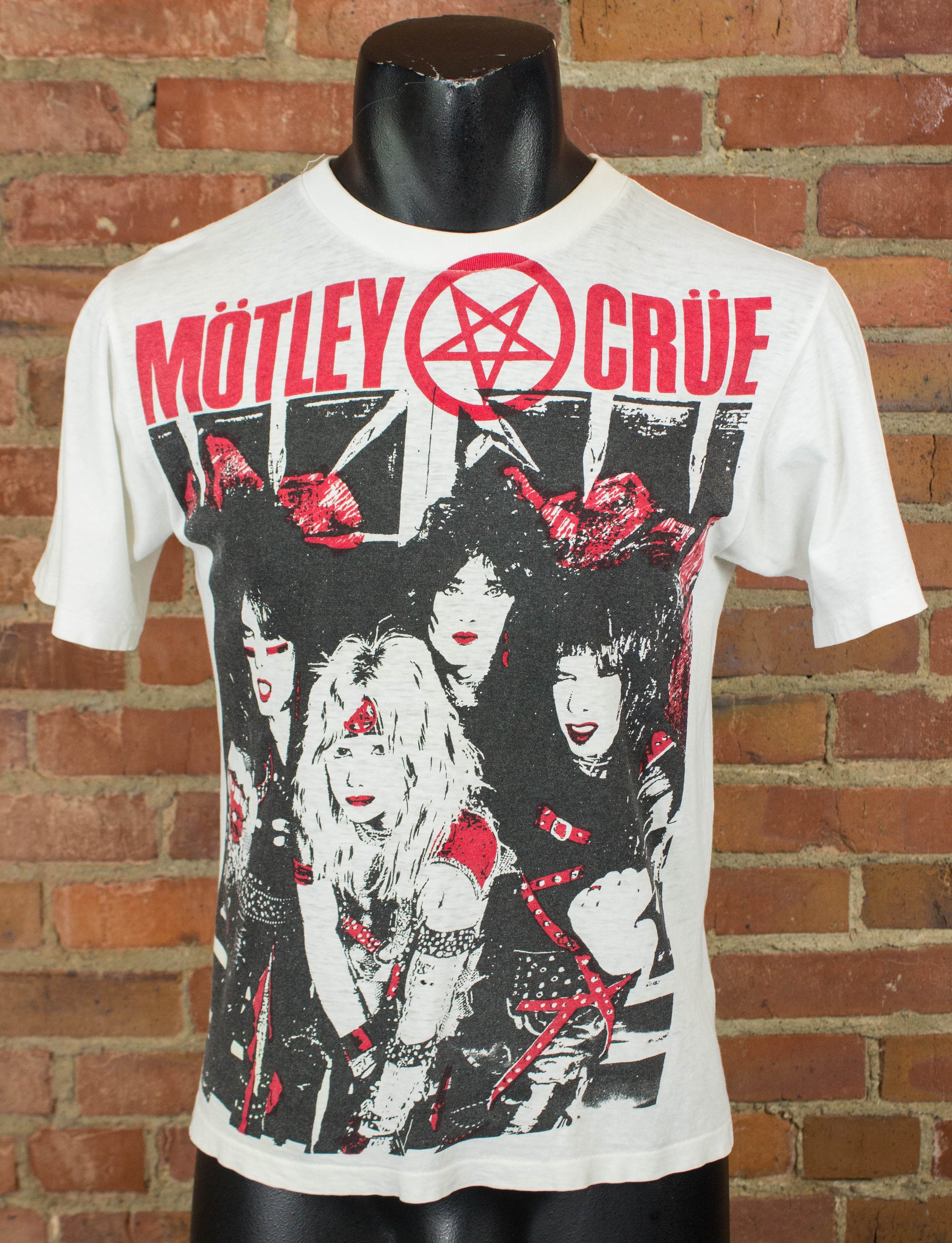 Vintage Motley Crue Concert T Shirt 1983 Shout At The Devil White Small