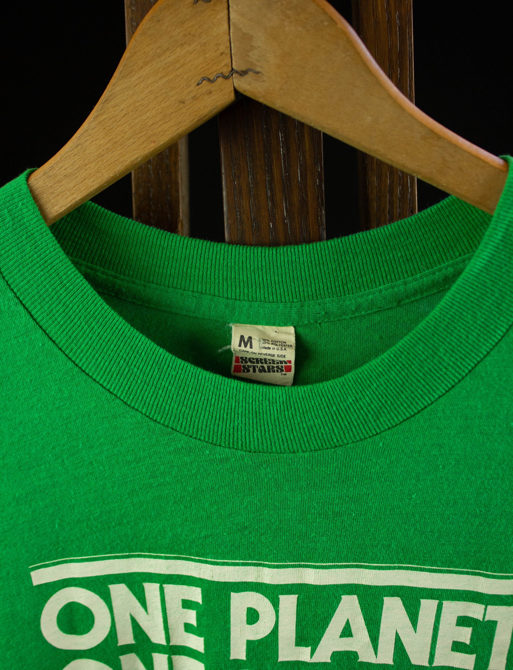 Vintage One Planet One W T Vintage – Shirt People...Please Graphic and Black Shag 80s Green