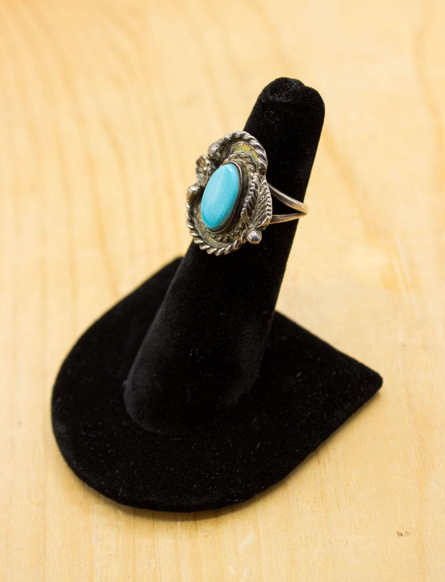 Vintage Sterling Silver and Turquoise Feather Blossom Ring Size 4