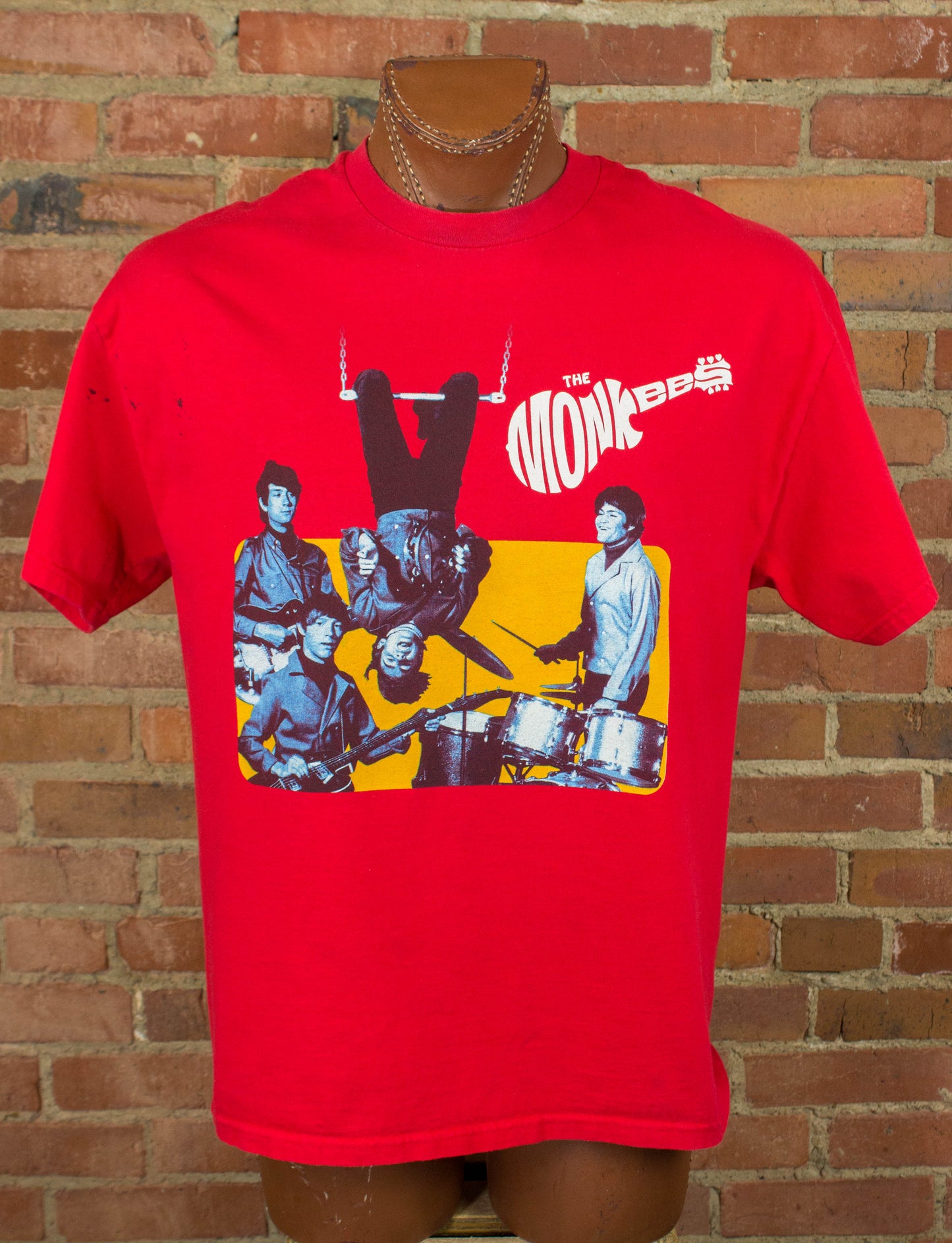 Vintage The Monkees Concert T Shirt 2002 MonkeeMania Tour Red and Yellow XL