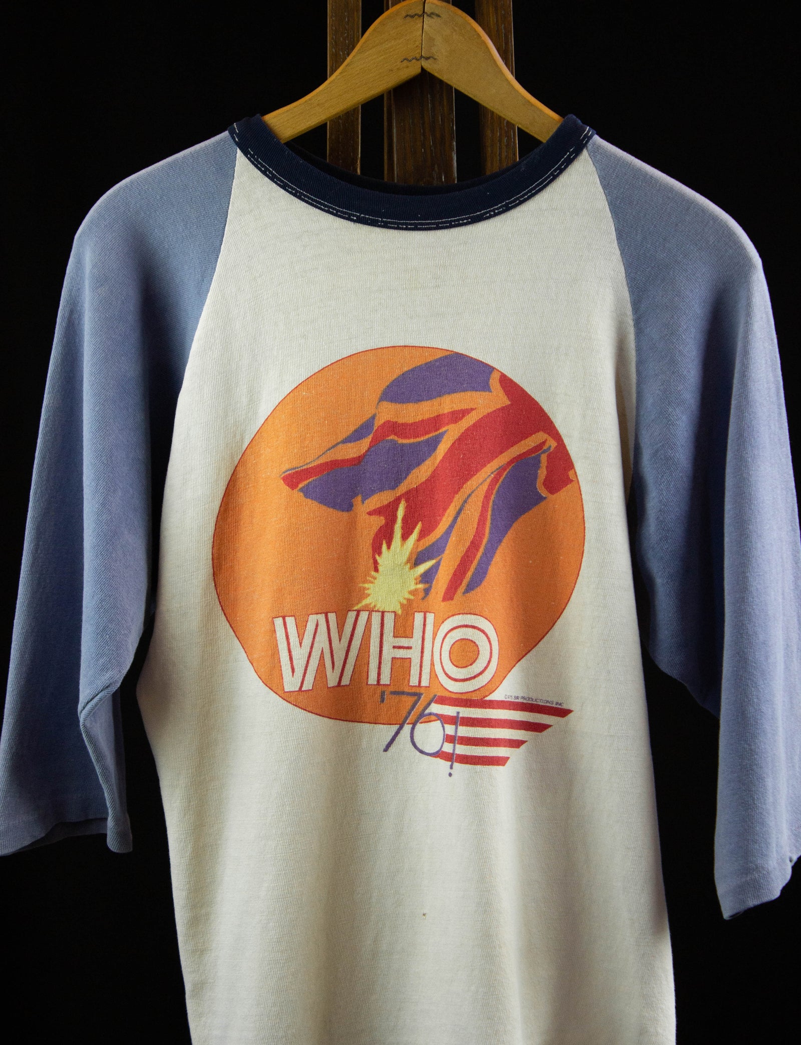 Vintage The Who Concert T Shirt 1976 Spark Graphic White and Blue Raglan Jersey Small