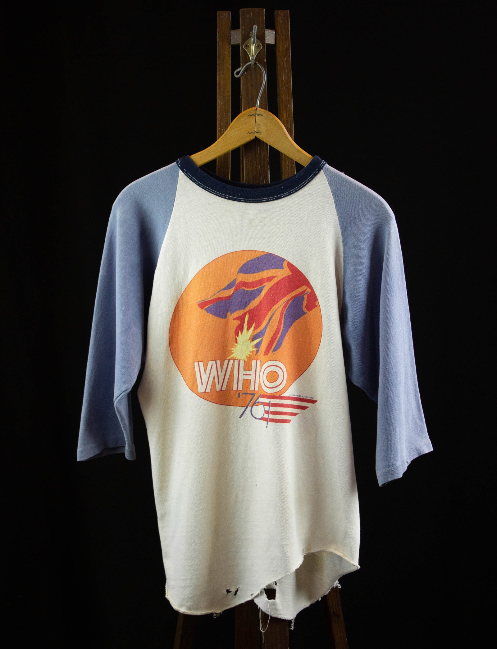 Vintage The Who Concert T Shirt 1976 Spark Graphic White and Blue Raglan Jersey Small