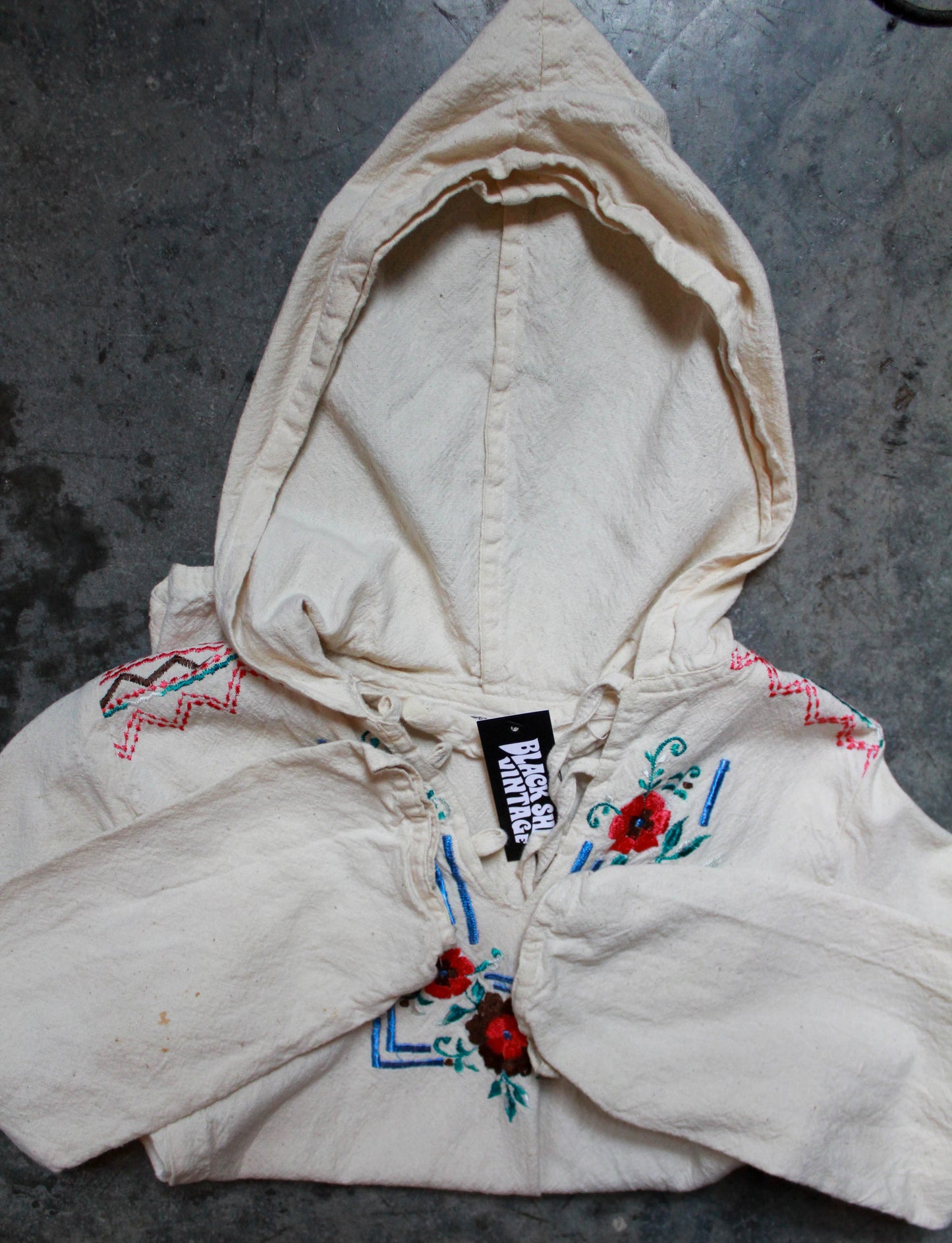 Women's Vintage 60's Nicaraguan Baja Embroidered Hooded Pullover Hand Crafted Loop Collar Extra Small