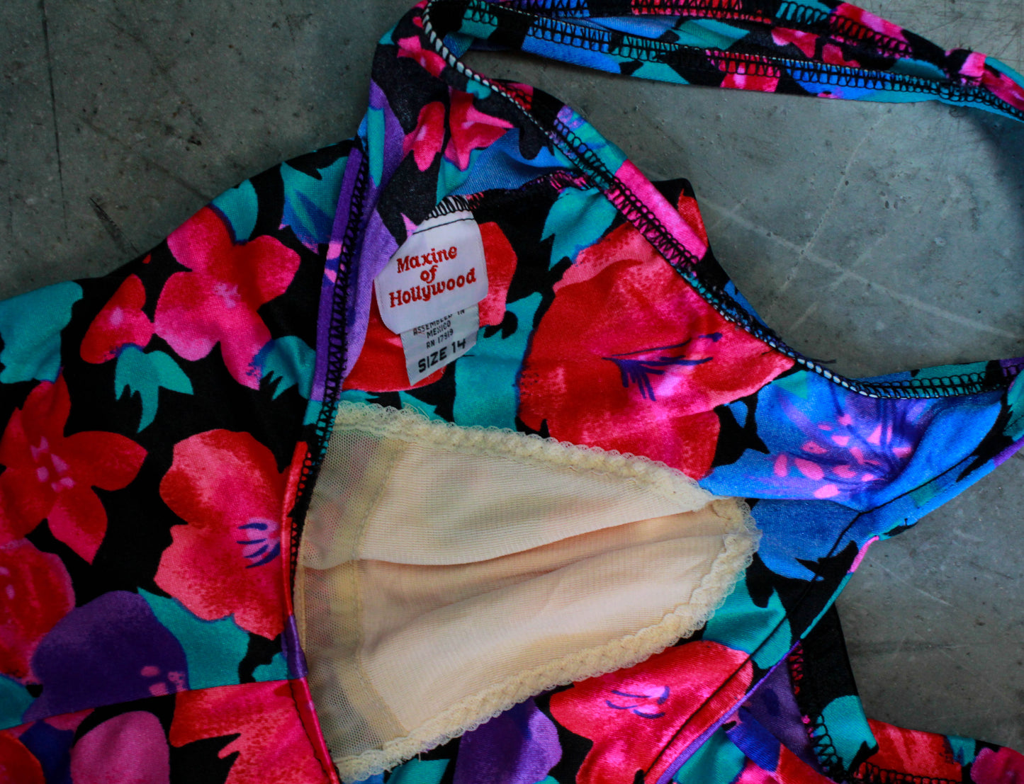 Women's Vintage 80's Floral Bathing Suit One-Piece Swimware Large 