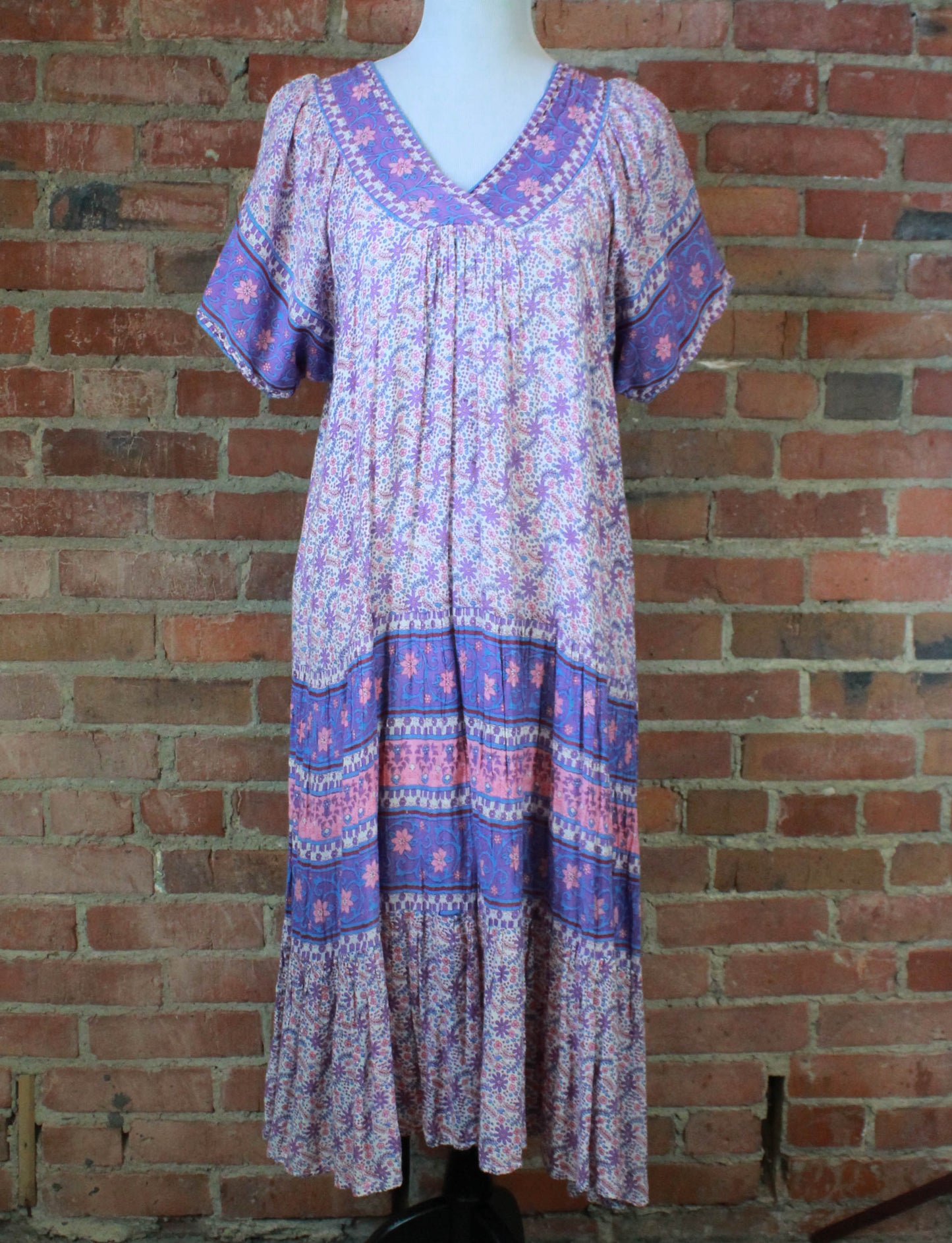 Women's Vintage 70's Purple Floral Dress - Size Medium
